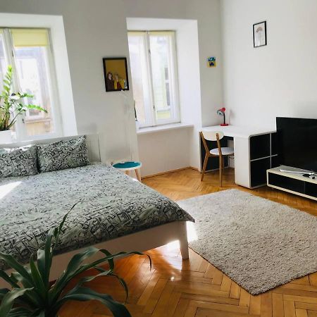 לבוב Berlin Apartment מראה חיצוני תמונה